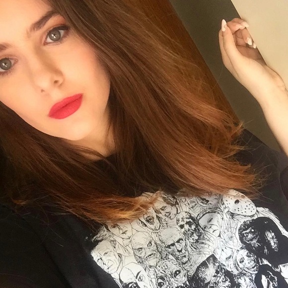 Meet the Posher Other - Meet your Posher, Shawna